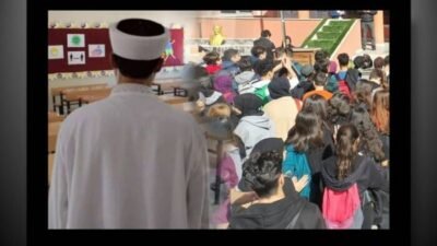 Değerli katılımcılar, hepinizi dostlukla selamlayarak sözlerime başlıyorum. Adalet ve Demokrasi