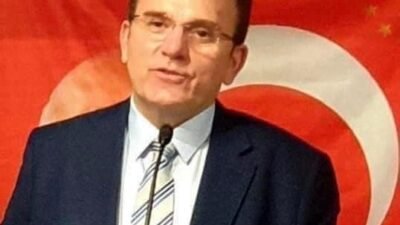 Firavun/Pharaoh kelimesi, özel isim değil bir unvandır. Mısır döneminde kralın