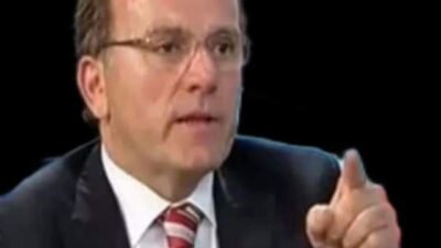 NEDEN DERSENİZ; SİZLER BÜYÜK BİR ISRARLA VATANSEVER SİYASİLERİN VE PARTİLERİNİN