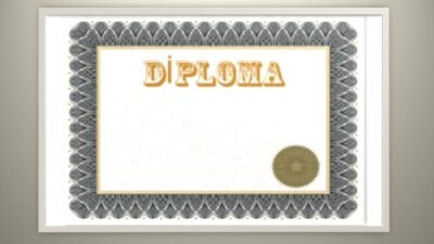 12 Eylül 1980 darbesi sonrasında toplumda çürüme başladı. Toplum bu