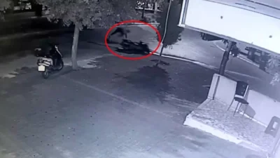 Antalya'nın Alanya'da bir kişi, motosikletteki 2 kişiye tabancayla saldırdı; yaralılar