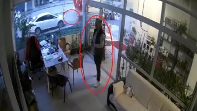 Serik'te maskeli saldırganlar iş yerine ateş etti. Kamera kayıtları, iş