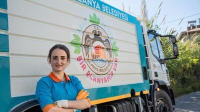 Kentin temizliğine önem veren Alanya Belediyesi, Temizlik İşleri Müdürlüğü bünyesindeki