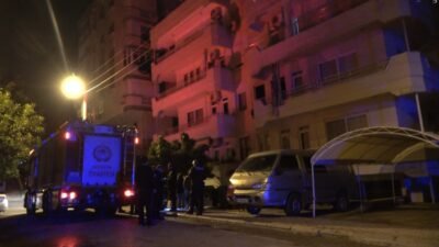 Alanya’da gece apartmanda çıkan yangın paniğe neden oldu. Yangın, gece