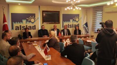 CHP Antalya Milletvekili Aykut Kaya Alanya’da ziyaretlerde bulundu. Kaya, ”