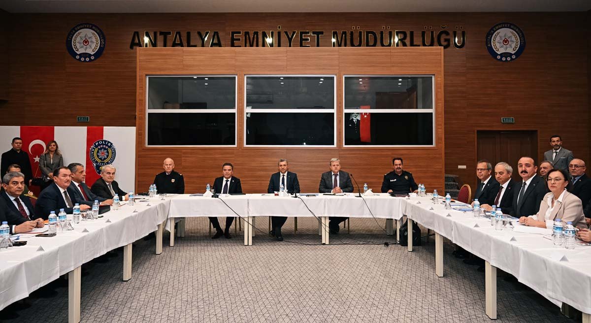 İl Hayvanları Koruma Kurulu toplantısı, Antalya Valisi Hulusi Şahin başkanlığında