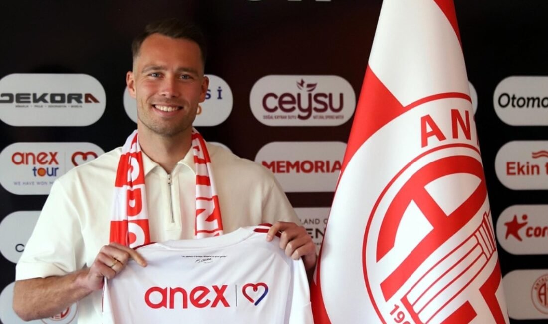 İki sezondur Antalyaspor formasını giyen Sander Van de Streek, kendisini