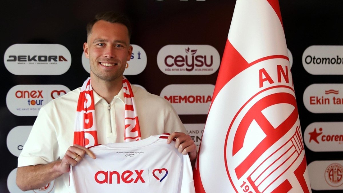 İki sezondur Antalyaspor formasını giyen Sander Van de Streek, kendisini