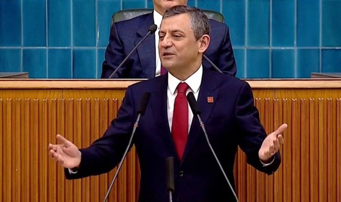 Son dakika gelişmesi... CHP Genel Başkanı Özgür Özel, partisinin grup