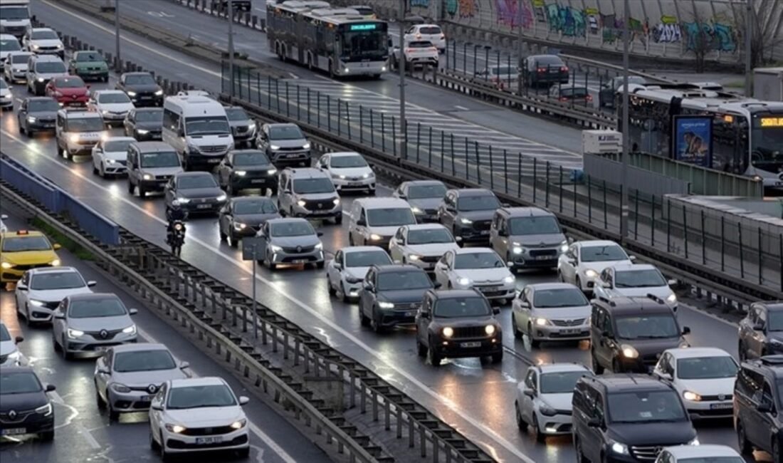 Yabancı plakalı araçların Türkiye'yi terk etmeden önce özel otoyollarındaki geçiş