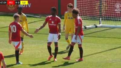 Manchester United U18 Takımı’nın altyapı futbolunda tarihi bir galibiyet elde