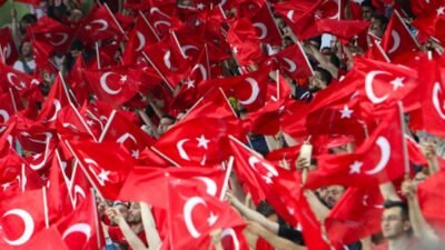 Sivas 4 Eylül Stadı'nda oynanacak müsabaka, saat 19.00'da başlayacak. Mücadeleyi