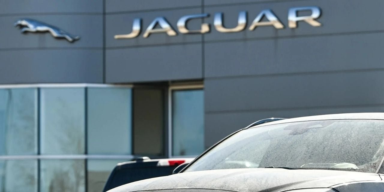 İngiltere merkezli otomotiv devi Jaguar Land Rover (JLR), Trump yönetiminin
