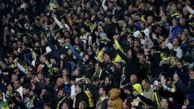 Süper Lig'in 30. haftasında Fenerbahçe ile Trabzonspor arasında oynanan derbi,
