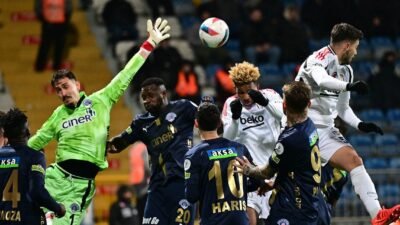 Süper Lig'in 30. hafta maçında Beşiktaş deplasmanda Kasımpaşa ile karşı