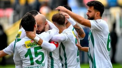 TFF 3. Lig 1. Grup’un 28 hafta mücadelesinde Bursaspor deplasmanda