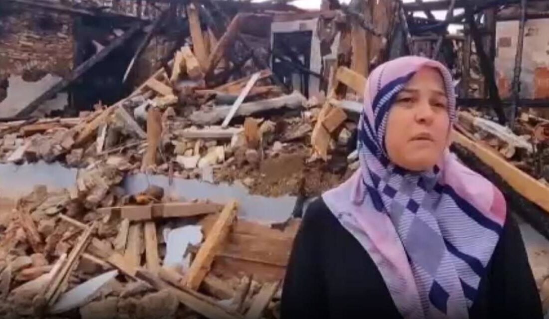 Kütahya'nın Domaniç ilçesinde tek katlı ev, çıkan yangında kullanılamaz hale