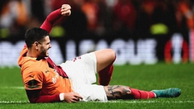 Galatasaray’ın Arjantinli yıldızı Mauro Icardi, UEFA Avrupa Ligi’nde oynanan Tottenham