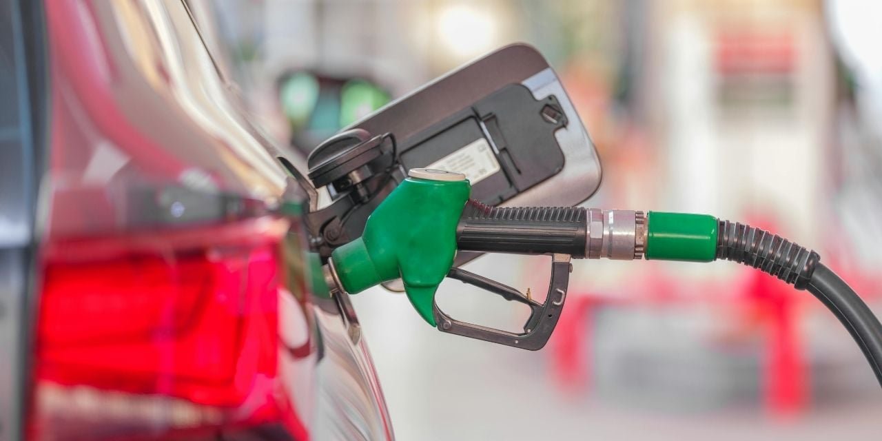 ABD Başkanı Donald Trump'ın ek vergi tarifeleri ile brent petrolde