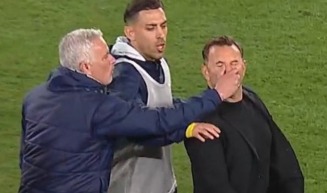 Fenerbahçe teknik direktörü Mourinho, Okan Buruk ile arasında geçen olaylara