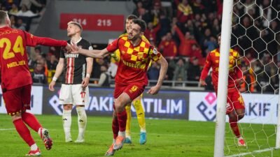 Süper Lig'in 30. haftasında Göztepe ile Gaziantep FK karşı karşıya