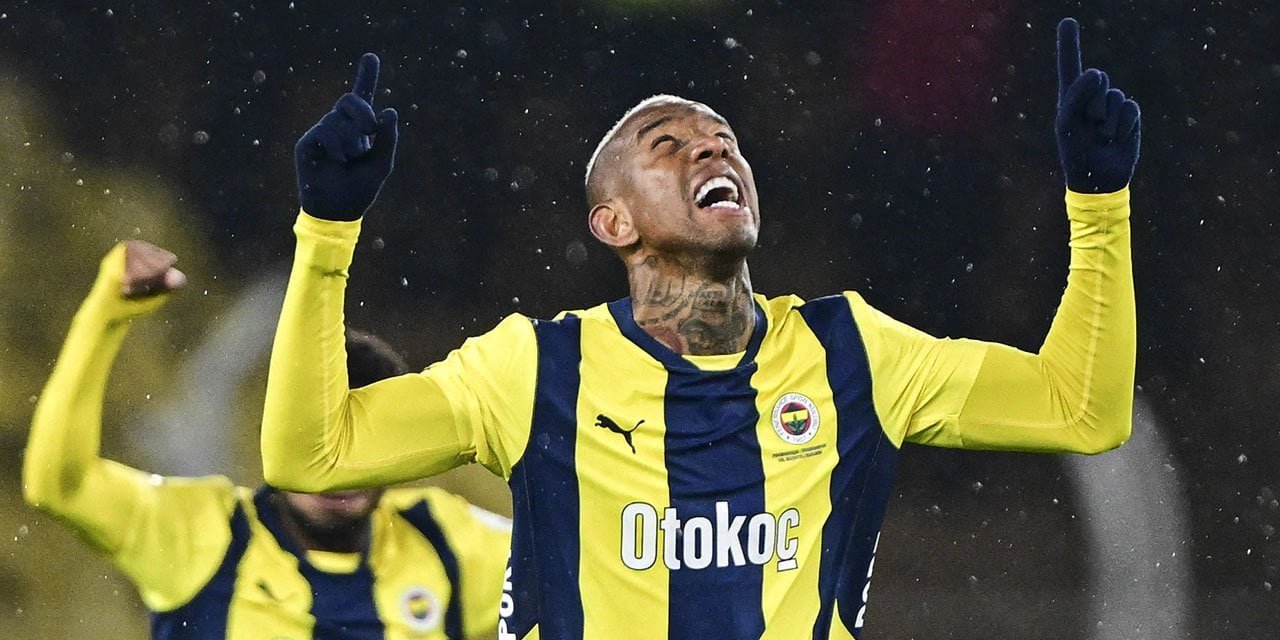 Süper Lig’in 30. haftasında Fenerbahçe, sahasında Trabzonspor’u konuk etti. Sarı-lacivertliler,