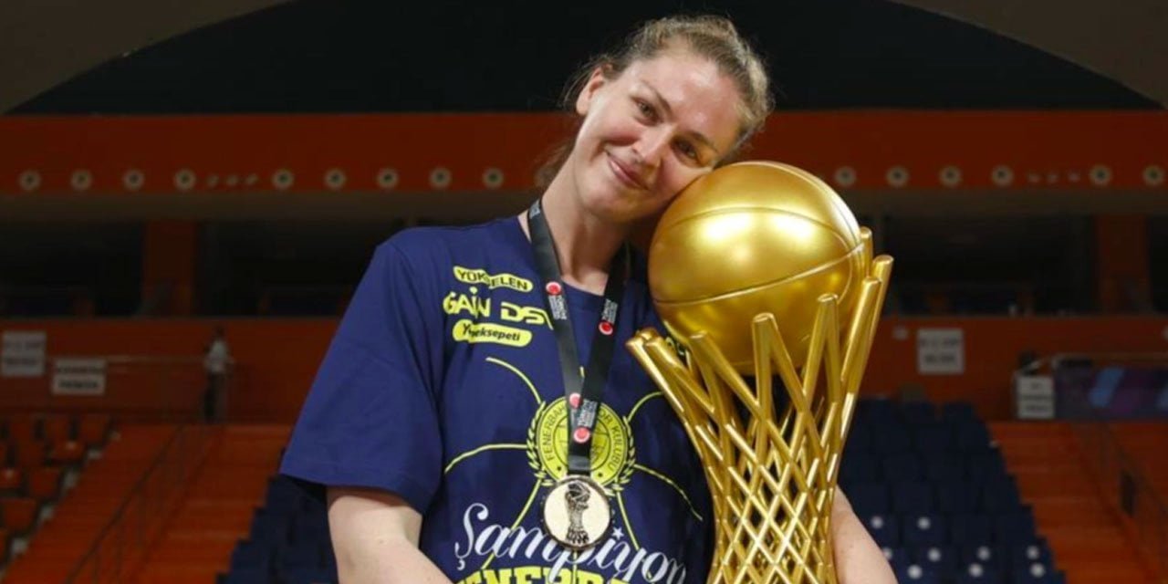 “Açıkçası bugün EuroLeague’de uzun bir sürenin ardından oynamayı iple çekiyoruz.