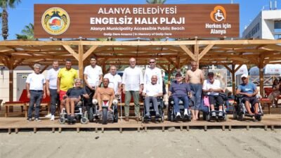 ENGELSİZ HALK PLAJI’NA İLK YILDA YOĞUN İLGİ Alanya Belediyesi’nin Herkes İçin Alanya projesi kapsamında engelsiz turizm vizyonuyla