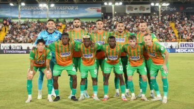 HELAL OLSUN ALANYASPOR! Kentimizin gururu Alanyaspor’umuz. Terinin son damlasına kadar oynadık. Bütün ekip