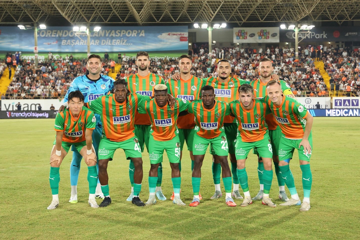 Kentimizin gururu Alanyaspor’umuz. Terinin son damlasına kadar oynadık. Bütün ekip