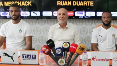 Hasan Çavuşoğlu Bu ne kardeşim ya? Beşiktaş’ı mağlup eden, Fenerbahçe ile berabere kalan Alanyaspor’da başkan Hasan