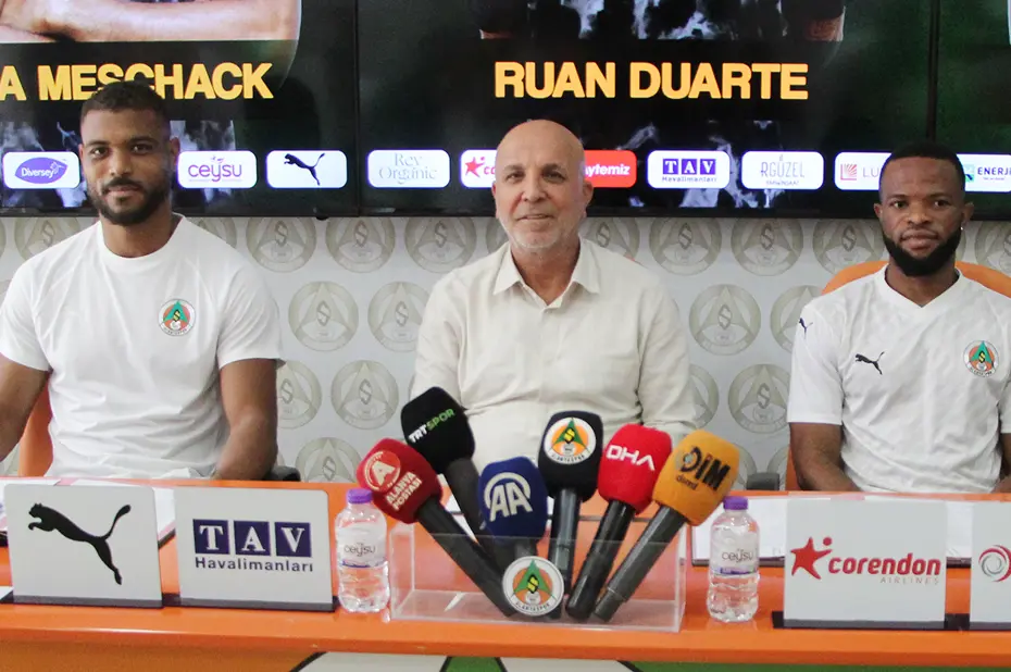 Beşiktaş’ı mağlup eden, Fenerbahçe ile berabere kalan Alanyaspor’da başkan Hasan
