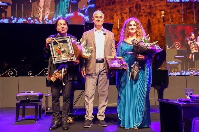 Dünyaca ünlü besteci ve piyanist Fazıl Say ile Sanatçı Serenad