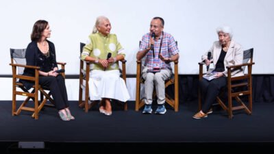 Film gösterimlerinin yanı sıra gerçekleştirdiği panellerle sinema sektörüne katkıda bulunan