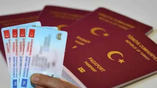 Pasaport, sürücü belgesi, aile cüzdanı gibi değerli kağıt diye nitelendirilen