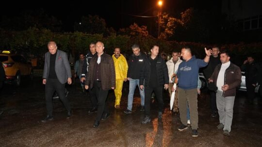 Alanya’da etkisini gösteren aşırı yağışlar sonrası Kızlarpınarı Mahallesi ve otogar