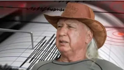 Prof. Dr. Şener Üşümezsoy, Antalya Körfezi’ndeki sarsıntının basit bir yüzey