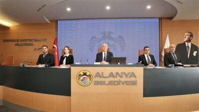Alanya Belediyesi’nin 2026 yılı ilk Meclis Toplantısı Belediye Başkanı Osman
