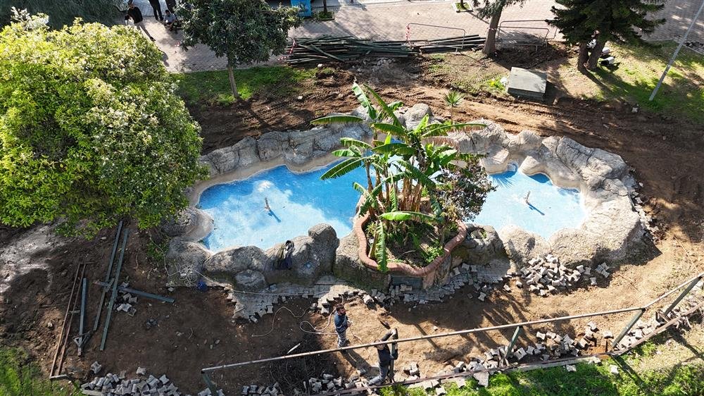 Alanya’nın Mahmutlar Mahallesi Menderes Bulvarı üzerinde bulunan 1215 metrekarelik Mustafa