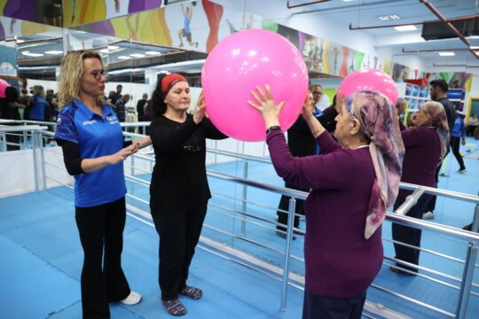 Günlük yaşamı kolaylaştıracak egzersizler anlatıldı Antalya Büyükşehir Belediyesi, 11 Nisan