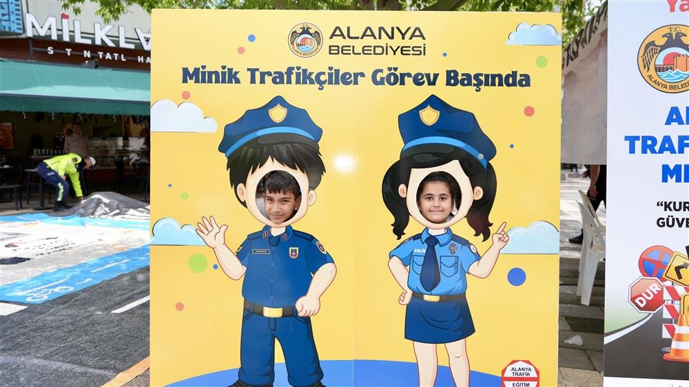 Trafik Haftası kapsamında Alanya Belediyesi Trafik Eğitim Merkezi, İlçe Jandarma