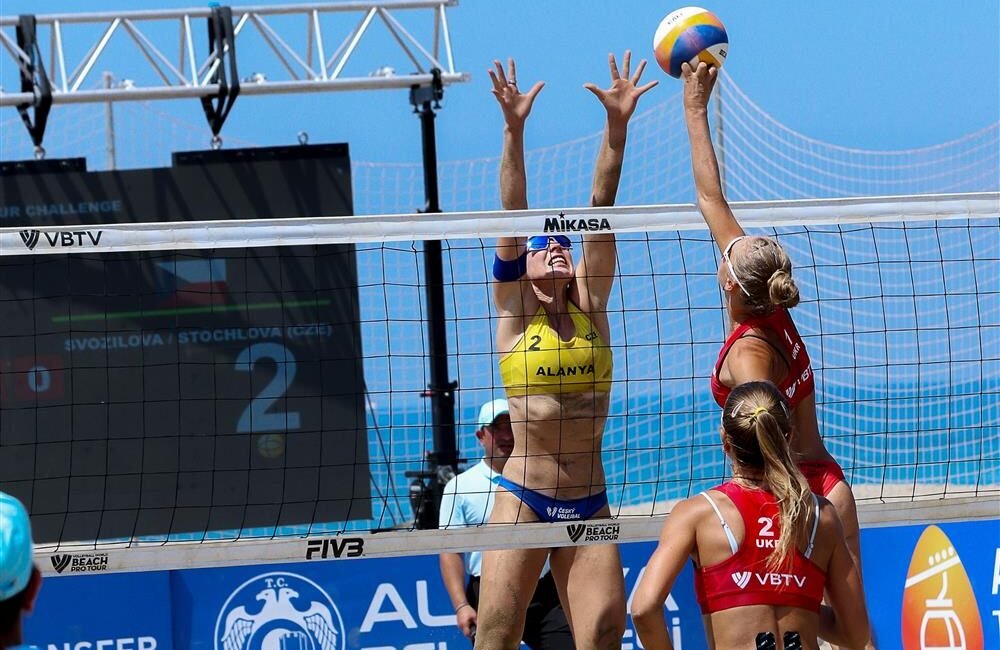 Dünya plaj voleybolunun kalbinin attığı Alanya’da, Volleyball World Beach Pro