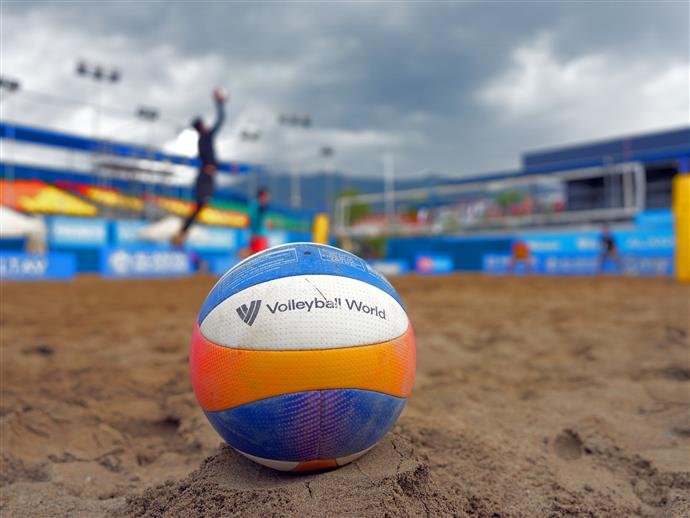 Alanya’da 23 ülkeden 64 takım, dünya plaj voleybolunun önemli organizasyonlarından
