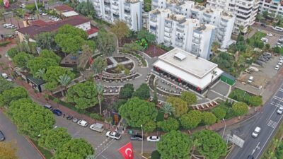 Alanya Belediyesi, Mahmutlar’da eski belediye arazisini baştan sona yenileyerek 450