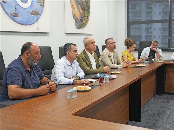 Alanya Belediyesi, Atatürk Caddesi’ndeki kapsamlı yenileme çalışmalarının ikinci etabına 2